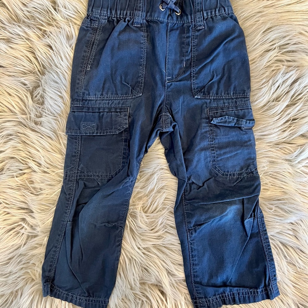 Old Navy Boys 2T navy blue cargo pants. Straight leg